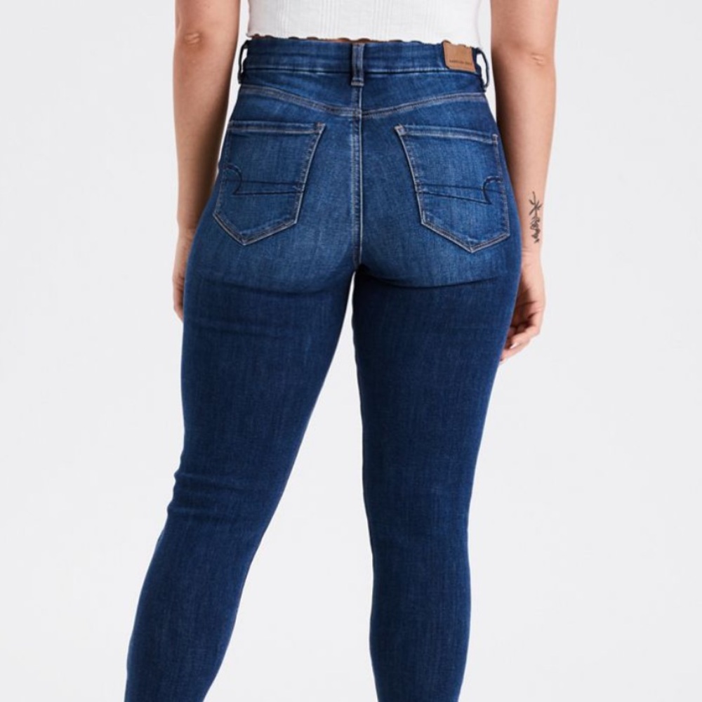 NWOT American Eagle curvy classic blue jeans - Picture 2 of 7